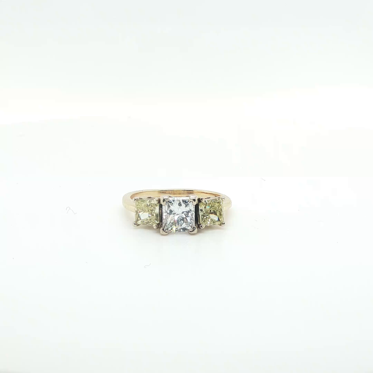 Radiant Cut Diamond Multi-Stone Ring in 18K Yellow Gold