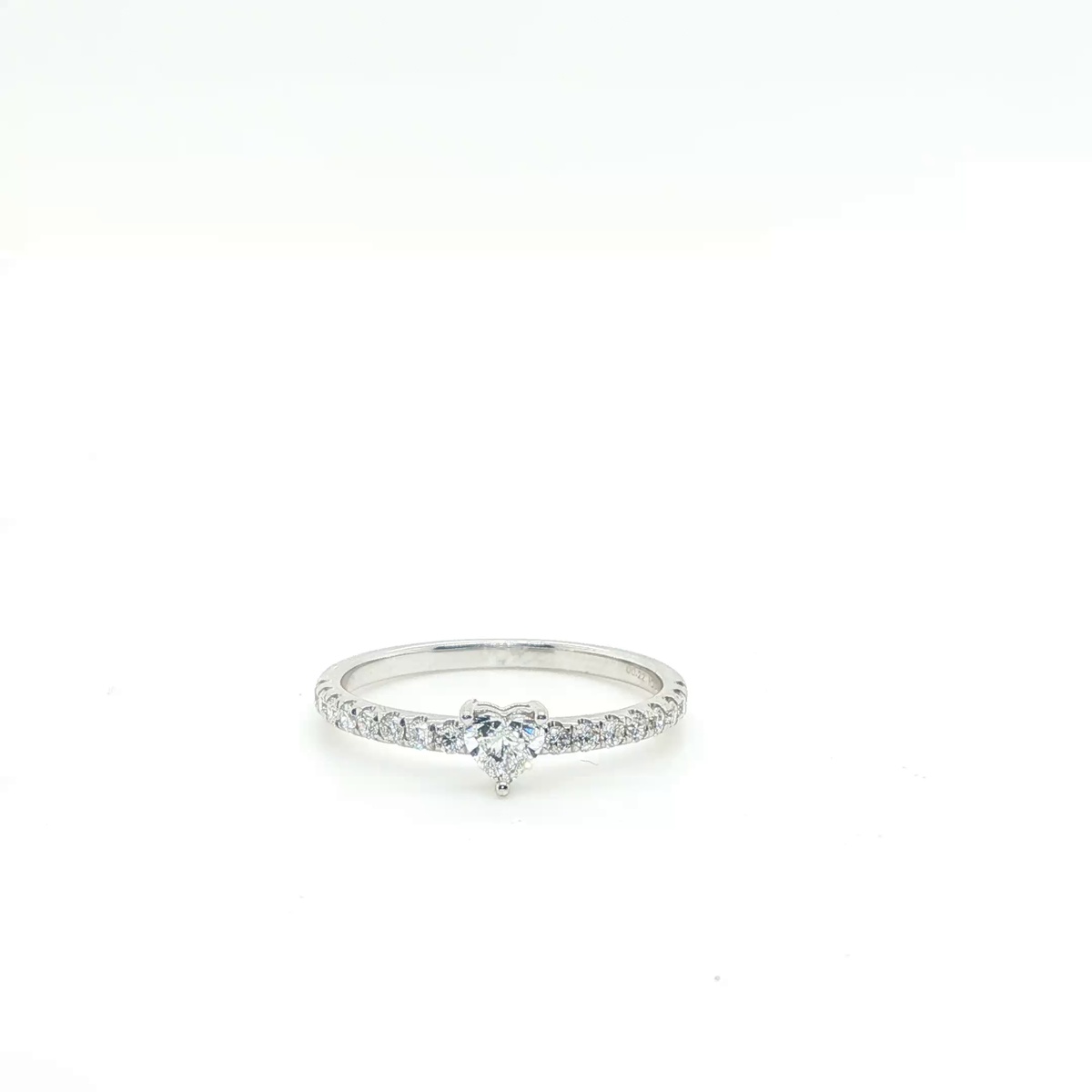 Heart Shaped Brilliant Cut Diamond Engagement Ring in White Gold