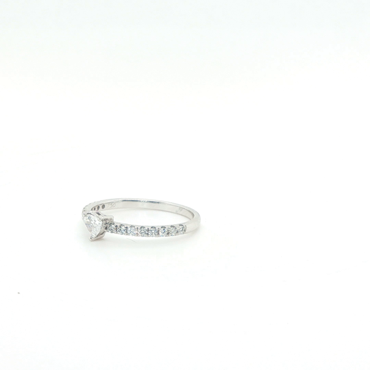 Heart Shaped Brilliant Cut Diamond Engagement Ring in White Gold