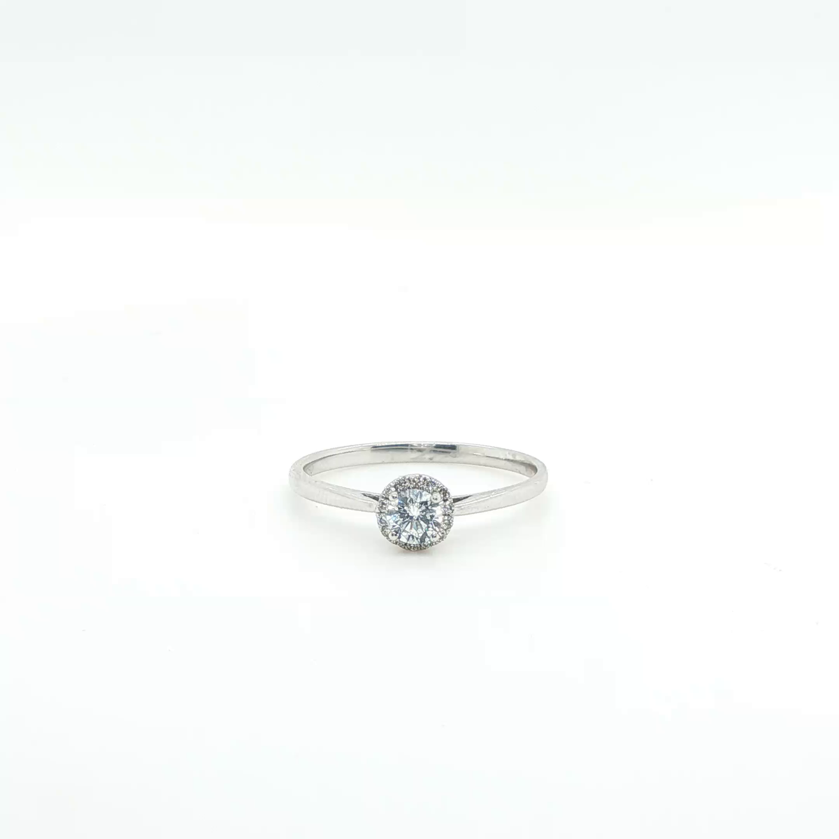 Classic Round Brilliant Diamond Solitaire Ring in Polished White Gold