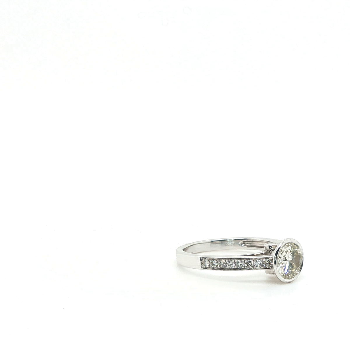 Round Brilliant Diamond Solitaire Engagement Ring in Polished White Gold