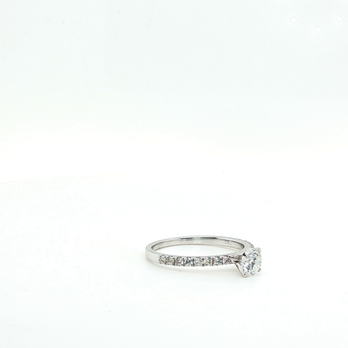 Classic Round Brilliant Cut Diamond Engagement Ring in Polished White Gold