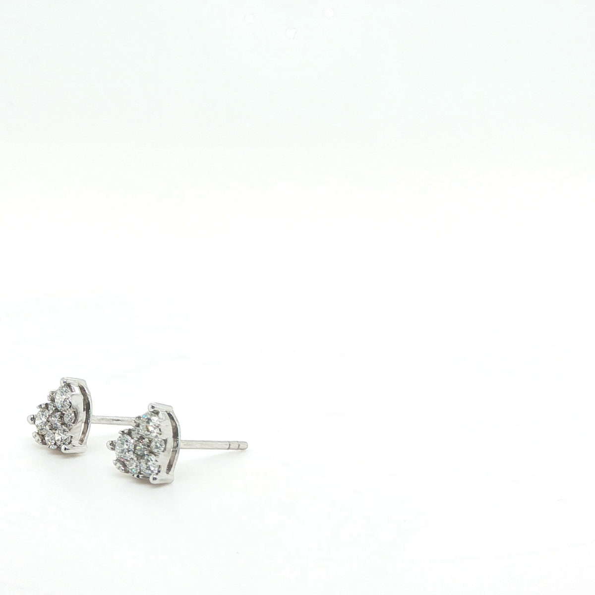 Round Brilliant-Cut Diamond Stud Earrings in White Gold