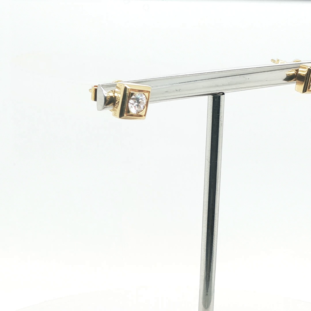 Round Brilliant Cut Diamond Yellow Gold Bezel Stud Earrings
