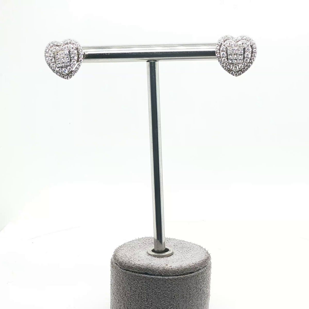 Heart-Shaped Brilliant-Cut Diamond Stud Earrings in Platinum