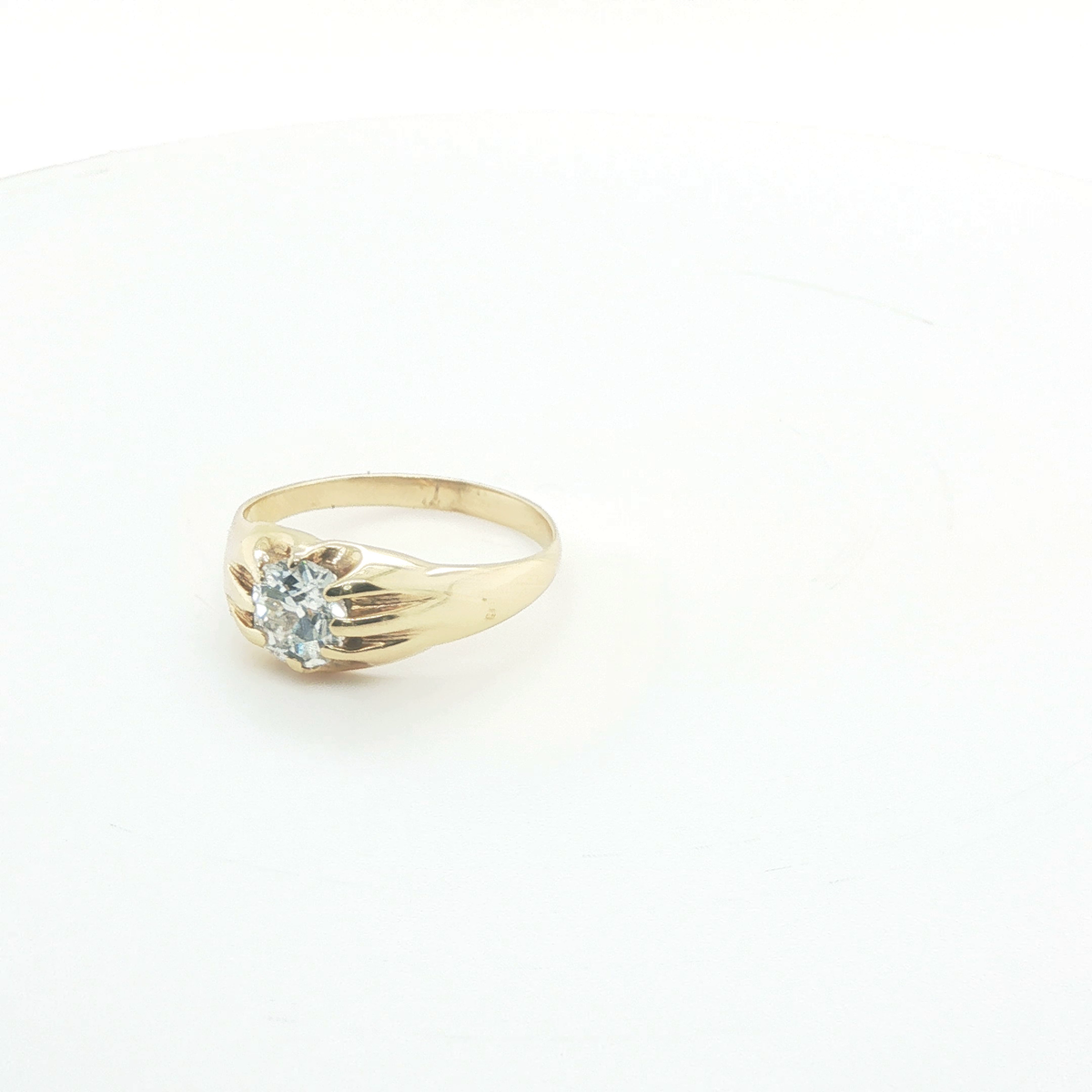 Classic Round Brilliant Diamond Solitaire Ring in Polished Yellow Gold