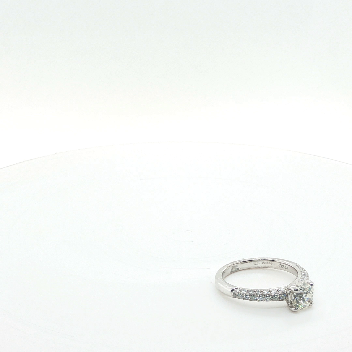 Classic Round Brilliant Diamond Engagement Ring in White Gold