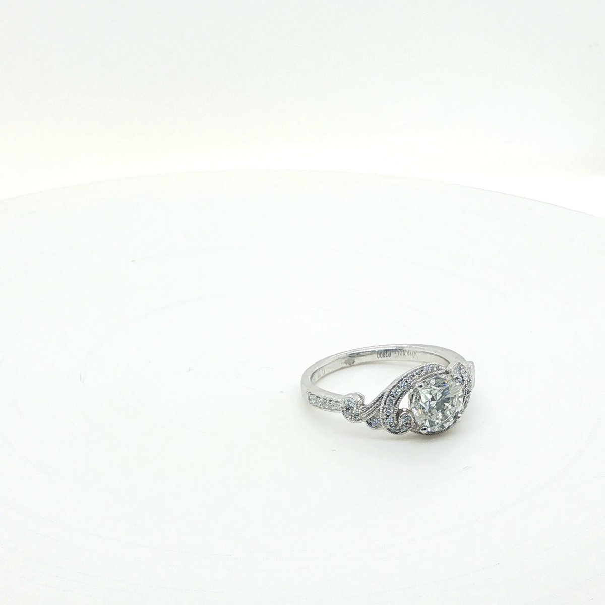Classic Round Brilliant Cut Diamond Engagement Ring in Platinum