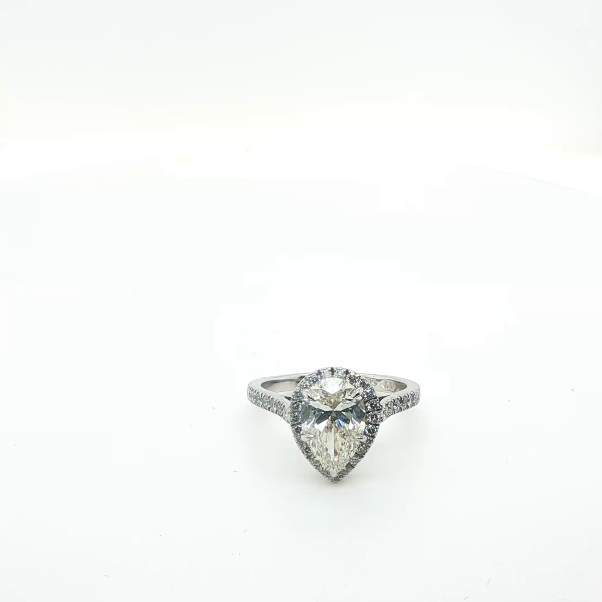Pear Shape Brilliant Cut Diamond Engagement Ring in Platinum