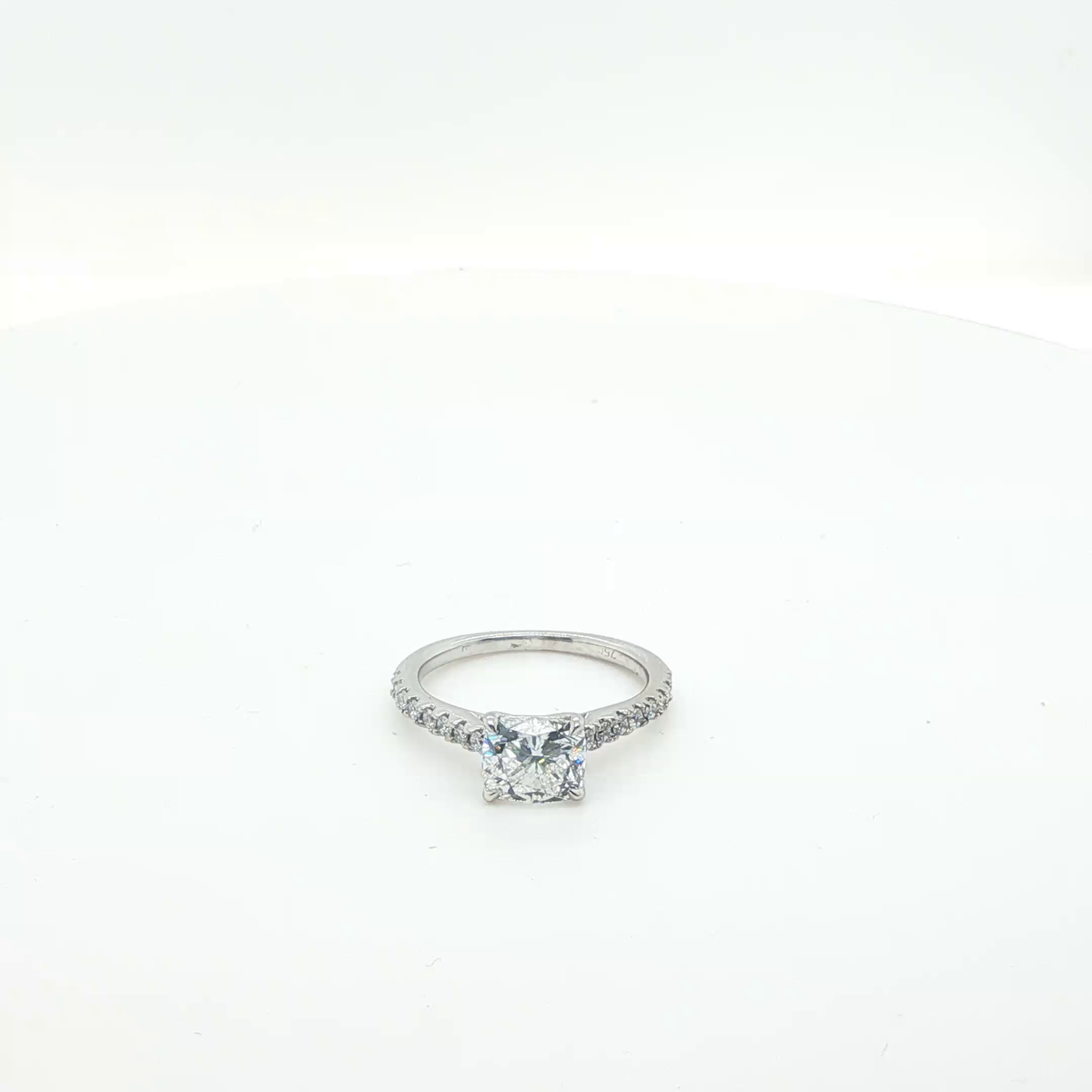 Cushion Cut Brilliant Diamond Engagement Ring in 18k White Gold