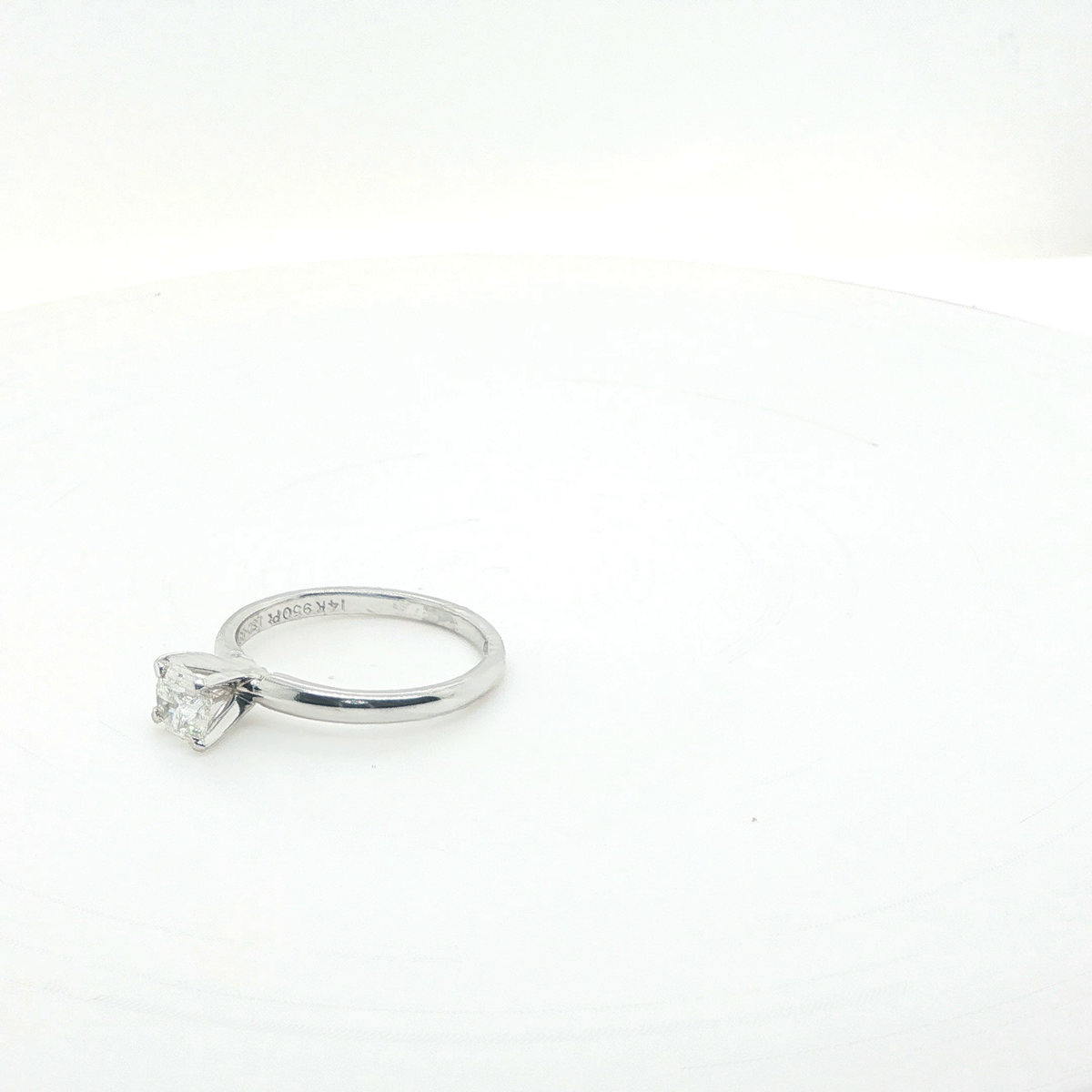 Classic Round Brilliant Cut Diamond Solitaire Ring in White Gold