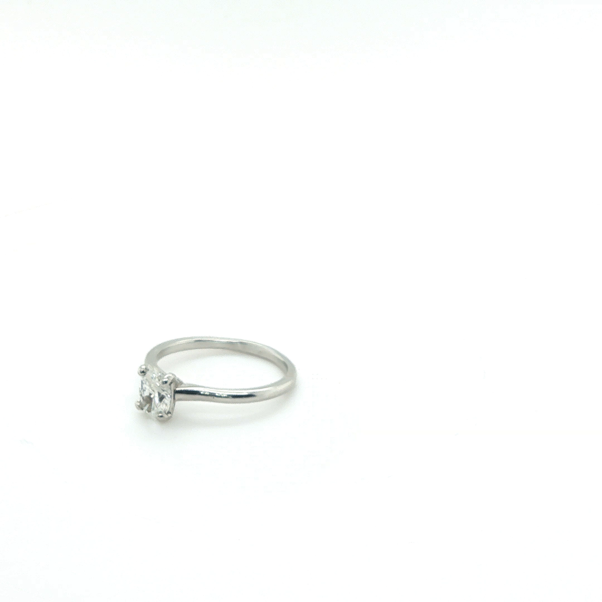 Classic Oval Brilliant Diamond Solitaire Ring in White Gold