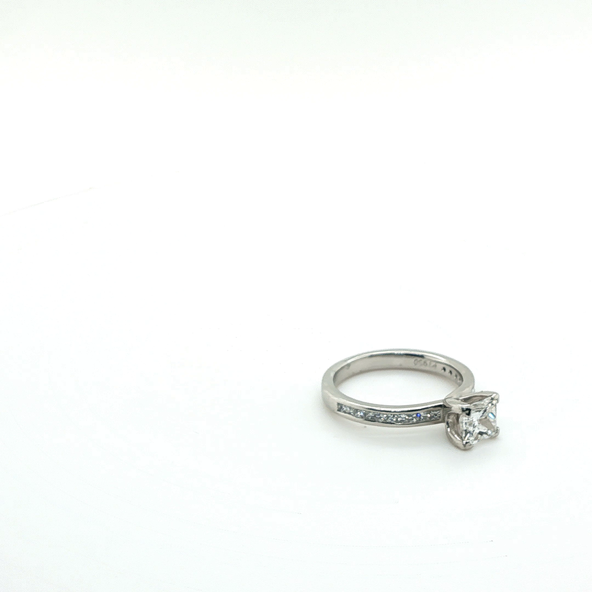 Princess Cut Brilliant Diamond Solitaire Engagement Ring in Platinum