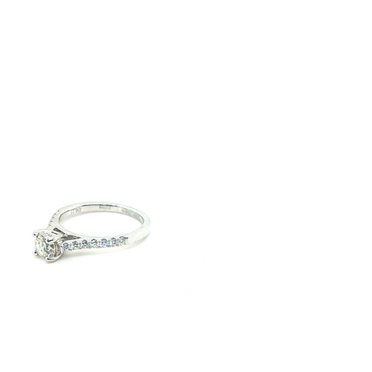 Round Brilliant Diamond Solitaire Engagement Ring in 18k White Gold