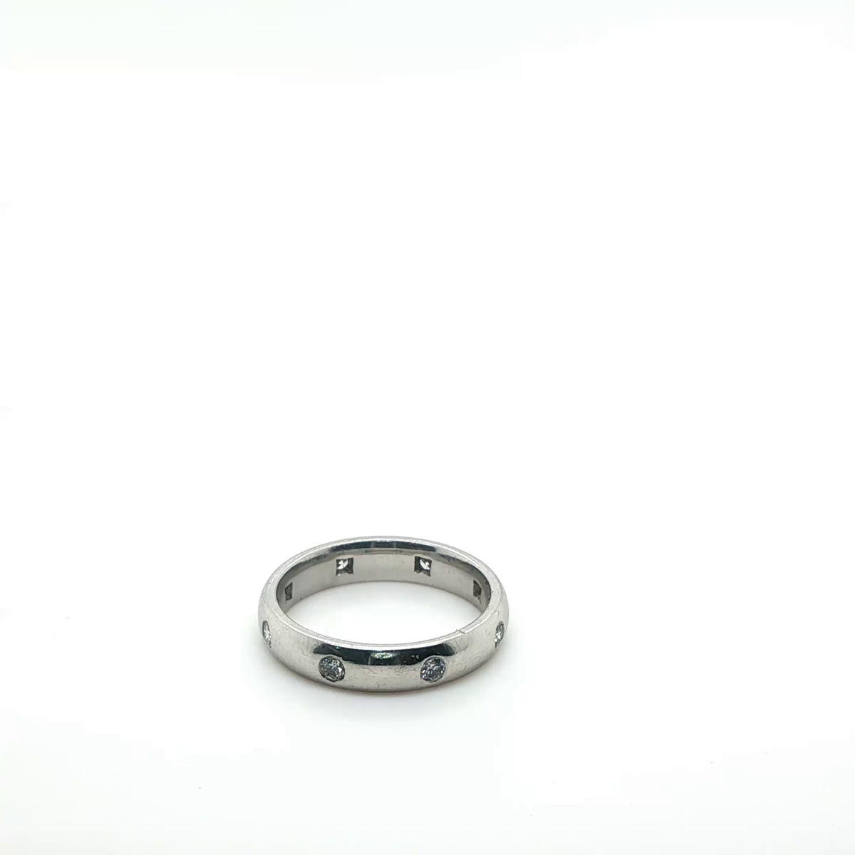 Round Brilliant Cut Diamond Full Eternity Ring in Polished Platinum