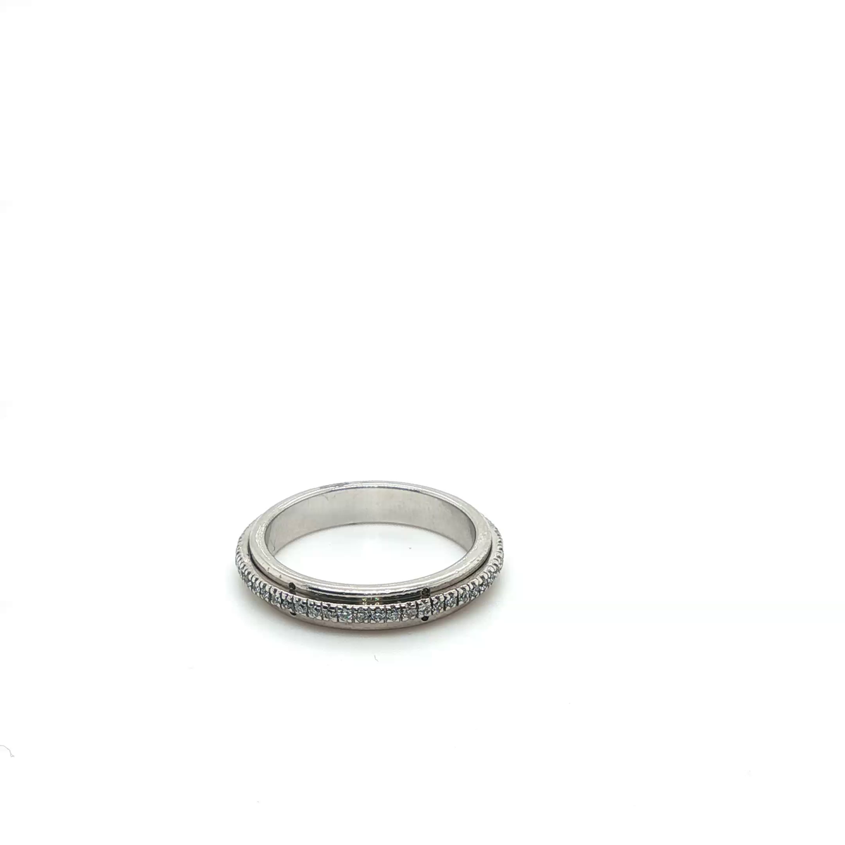 Classic Round Brilliant Diamond Full Eternity Band in White Gold