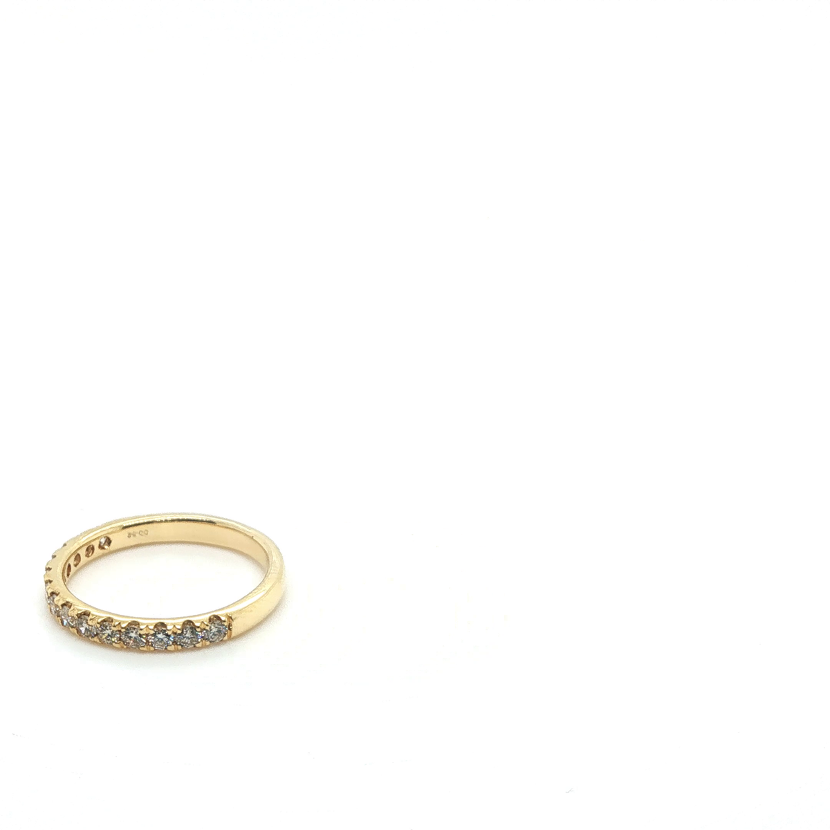 Classic Round Brilliant Cut Diamond Full Eternity Band in 18k Yellow Gold