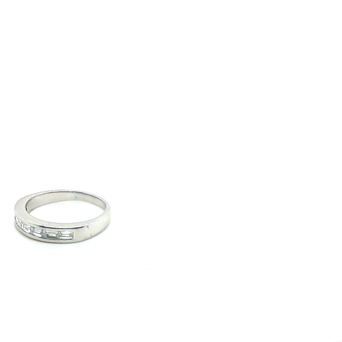 Baguette Cut Diamond Eternity Band in Polished Platinum