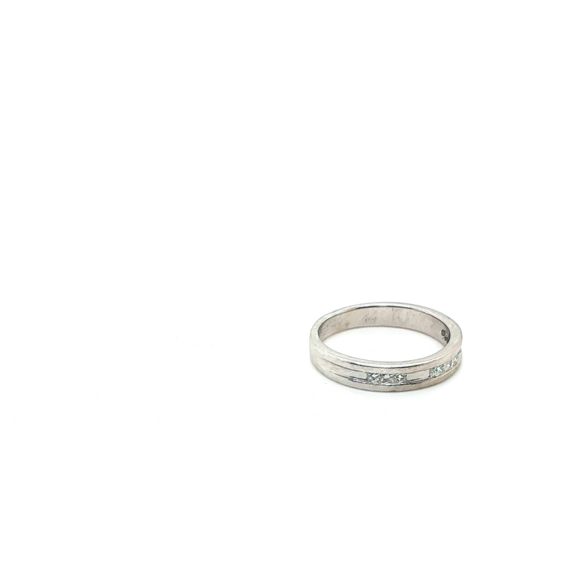 Elegant Square Cut Diamond Wedding Ring in Polished White Gold