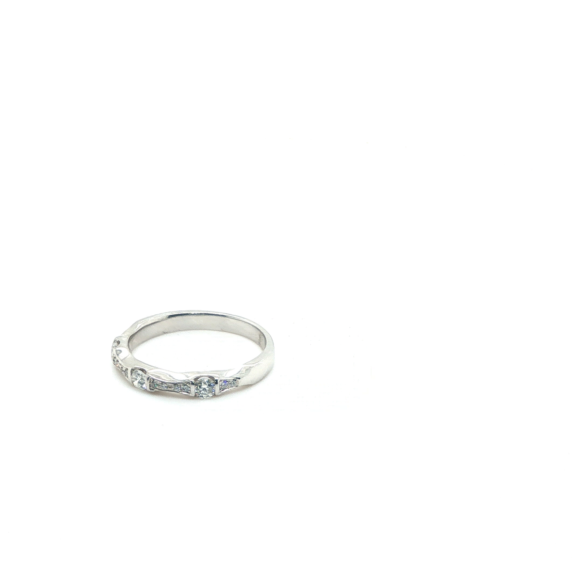 Round Brilliant Cut Diamond Wedding Ring in Polished White Gold with Custom Engraving