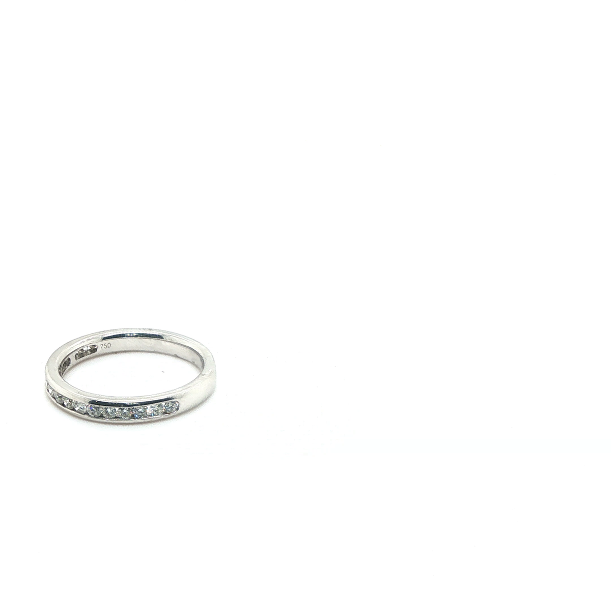 Round Brilliant Cut Diamond Eternity Ring in White Gold