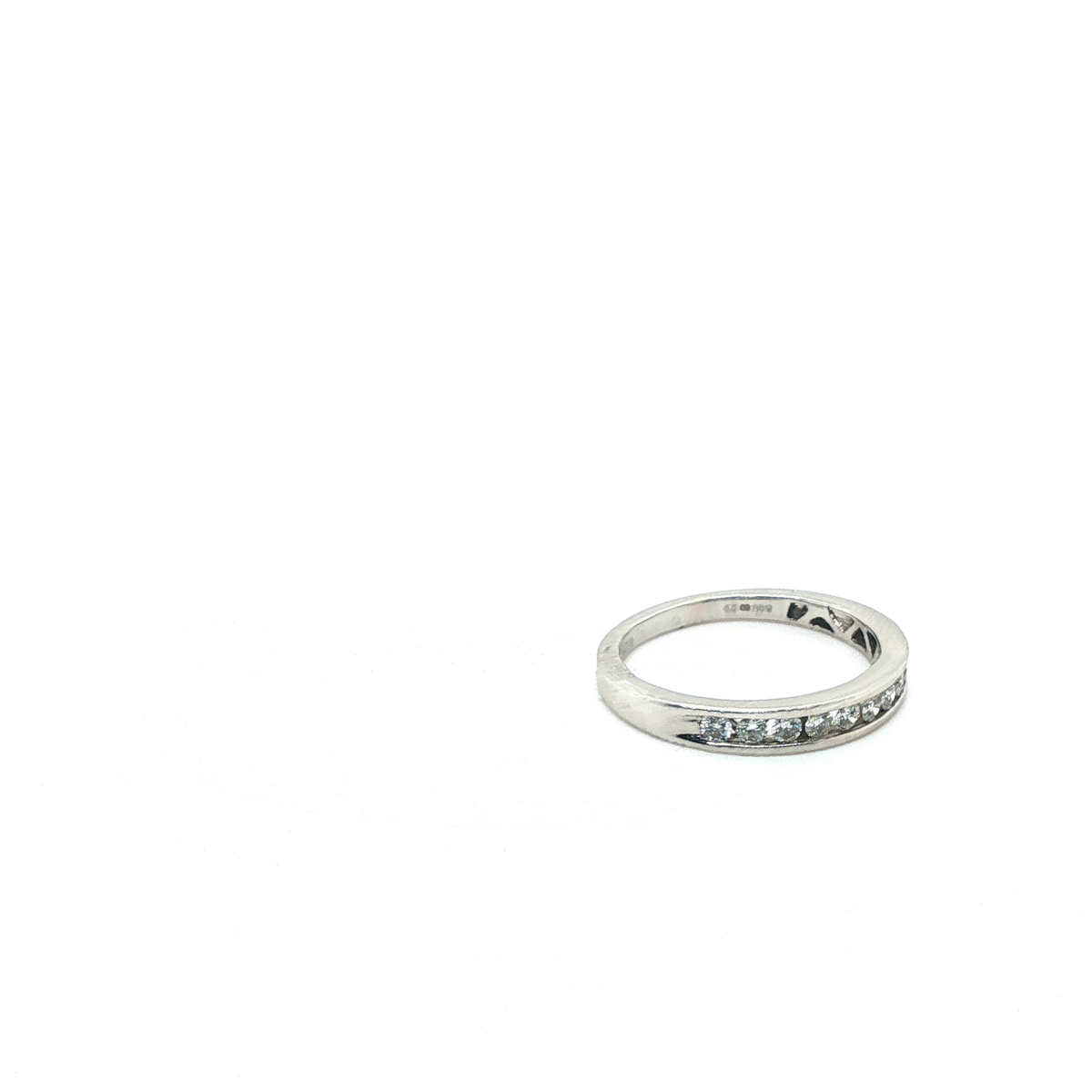 Round Brilliant Diamond White Gold Eternity Ring