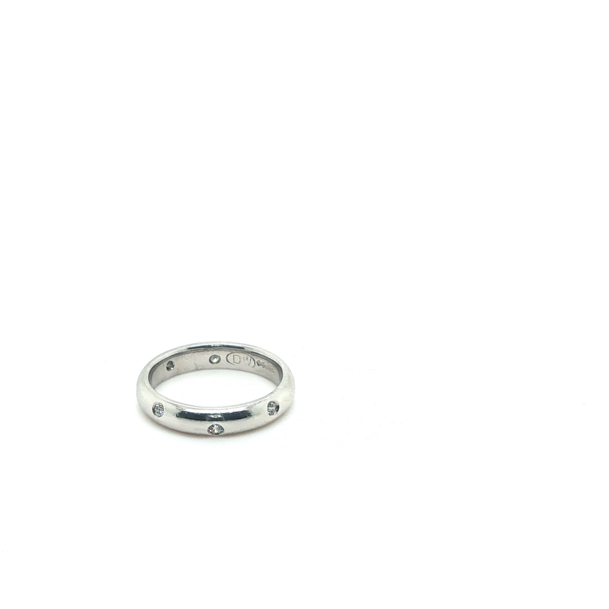 Round Brilliant-Cut Flush-Set Diamond Band Ring in Platinum