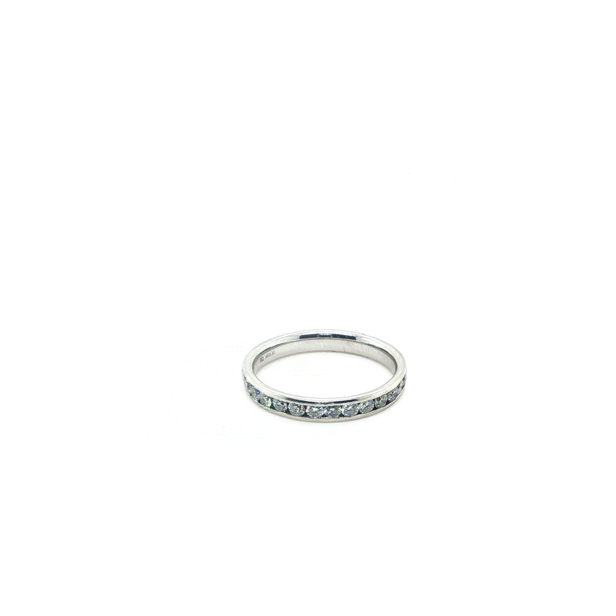 Round Brilliant Cut Diamond Full Eternity Ring in White Gold