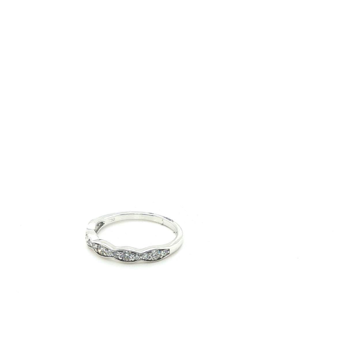 Round Brilliant Cut Diamond Full Eternity Ring in White Gold