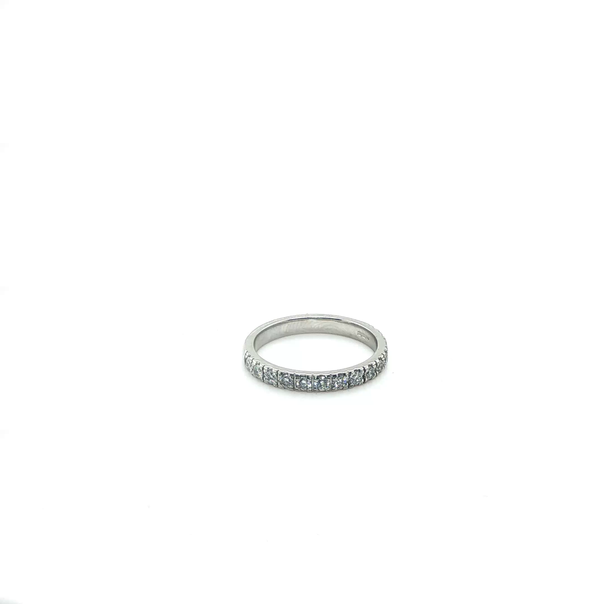 Round Brilliant Cut Diamond Eternity Ring in Platinum
