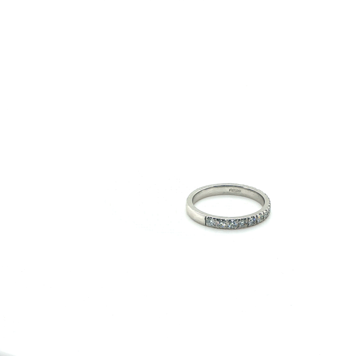 Round Brilliant Cut Diamond Eternity Ring in Platinum