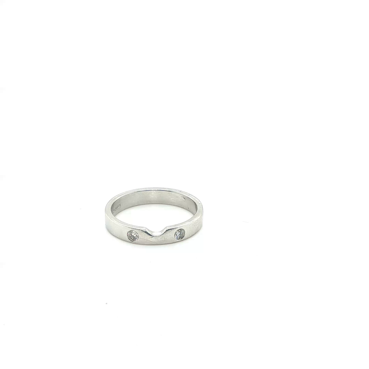 Classic Platinum Brilliant Round Cut Diamond Wedding Ring