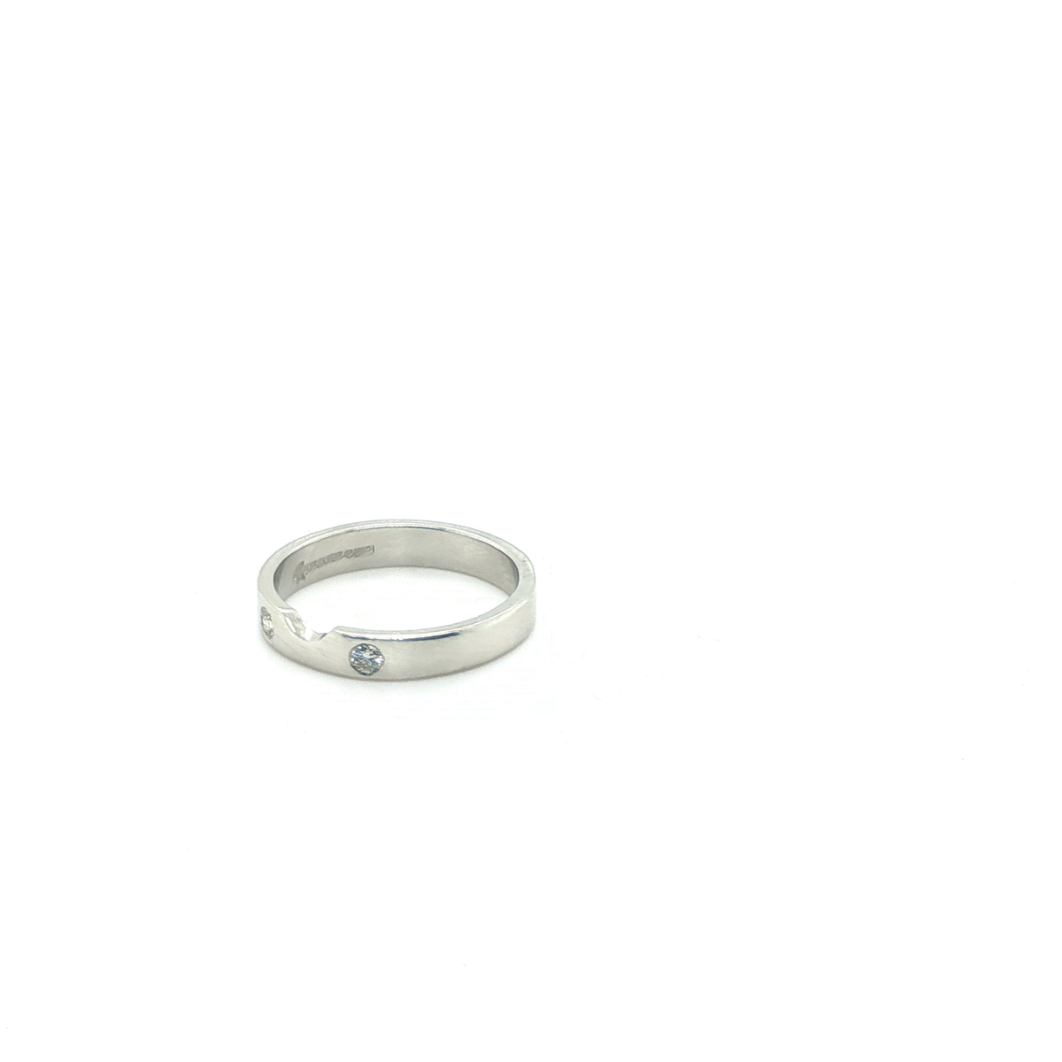 Classic Platinum Brilliant Round Cut Diamond Wedding Ring