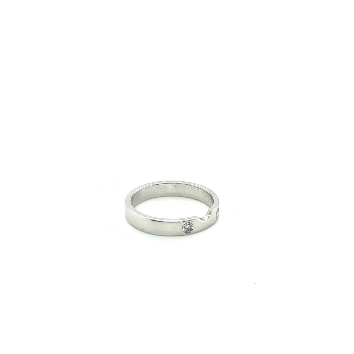Classic Platinum Brilliant Round Cut Diamond Wedding Ring