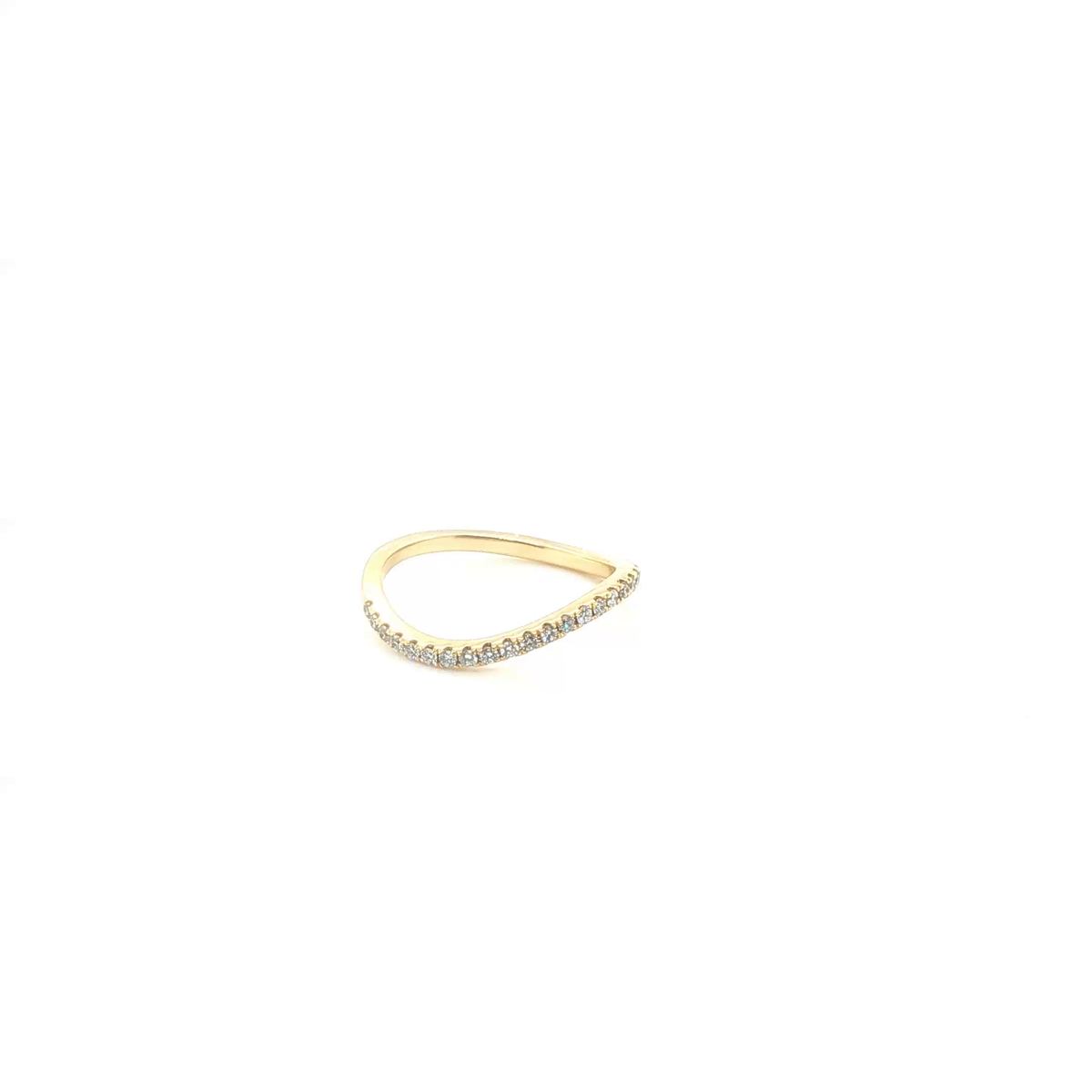 Classic Polished Yellow Gold Wedding Band with Brilliant Round Diamond