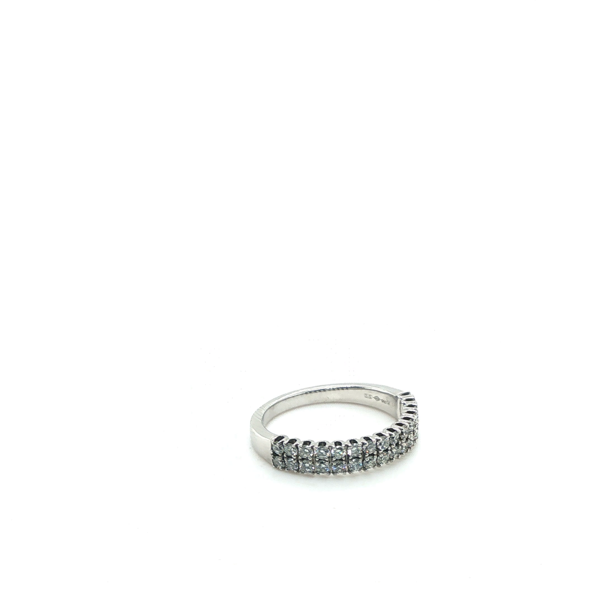 Classic Round Brilliant Diamond Eternity Ring in Polished Platinum