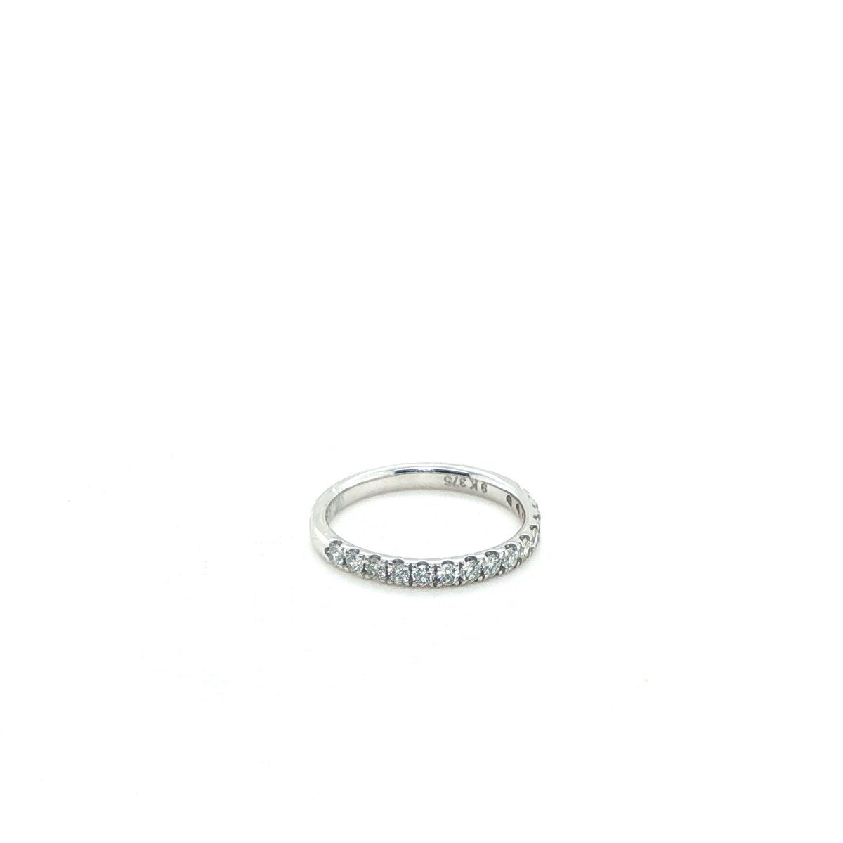Round Brilliant Diamond Eternity Band in Polished White Gold