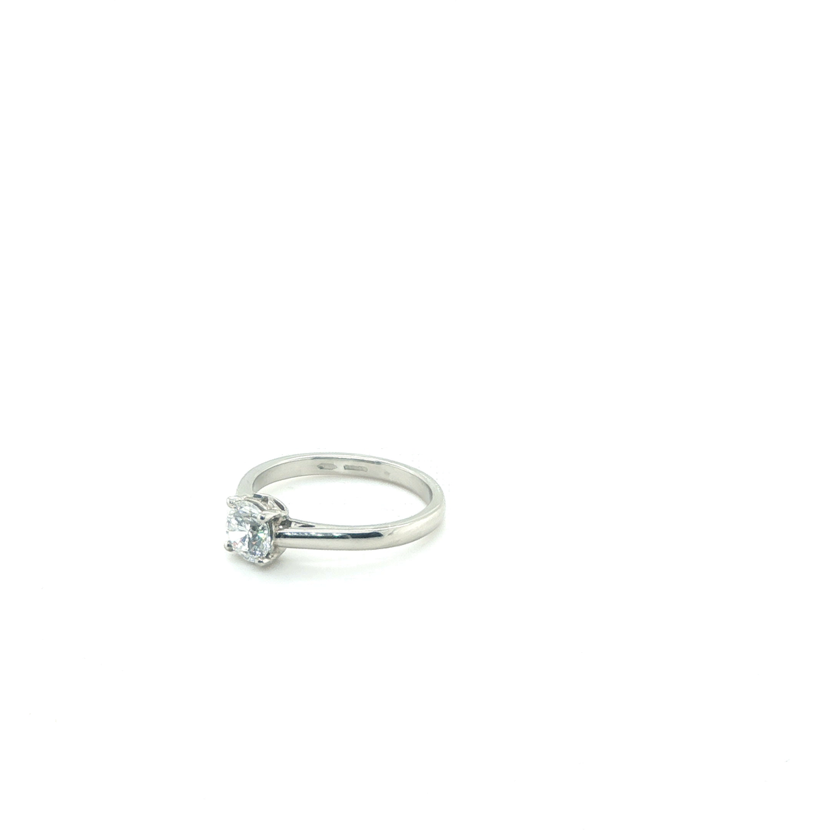 Classic Brilliant Round Cut Diamond Solitaire Ring in Platinum