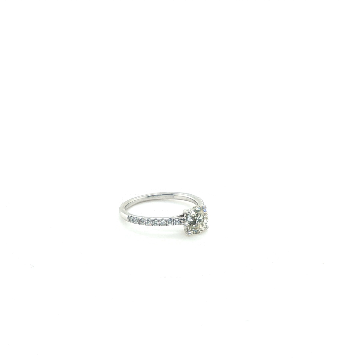 Round Brilliant-Cut Diamond Pavé Engagement Ring in Platinum