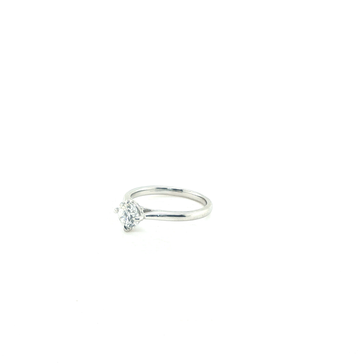 Round Brilliant Diamond Solitaire Ring in Platinum