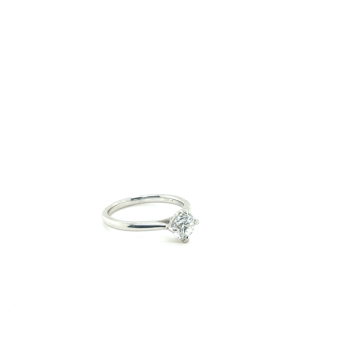 Round Brilliant Diamond Solitaire Ring in Platinum
