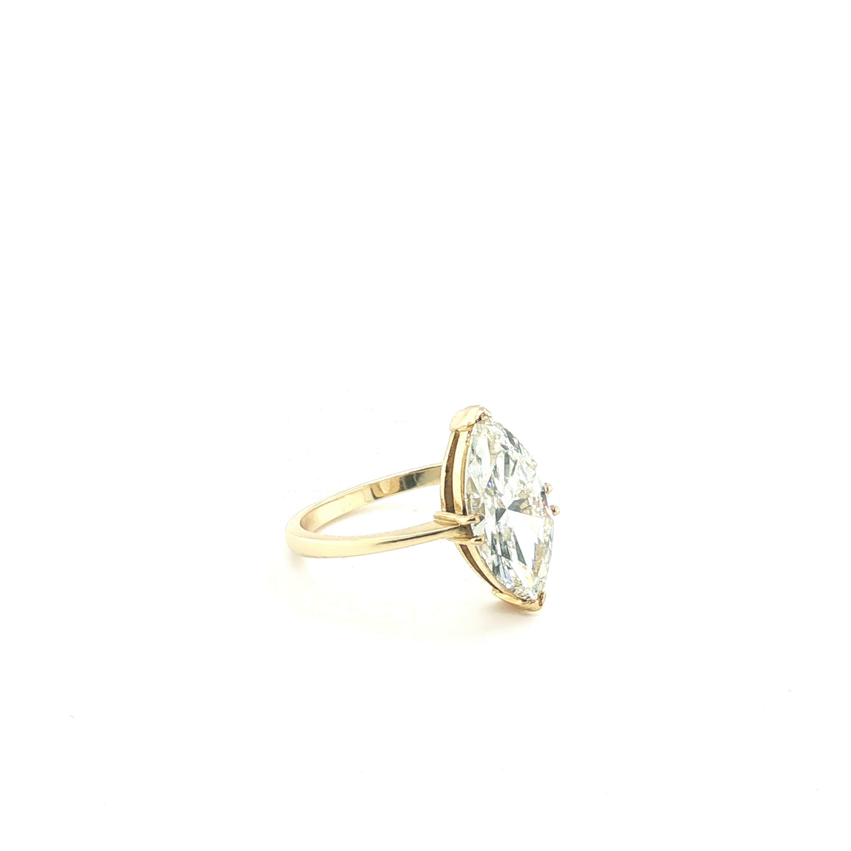 Marquise Brilliant Cut Diamond Solitaire Ring in Yellow Gold