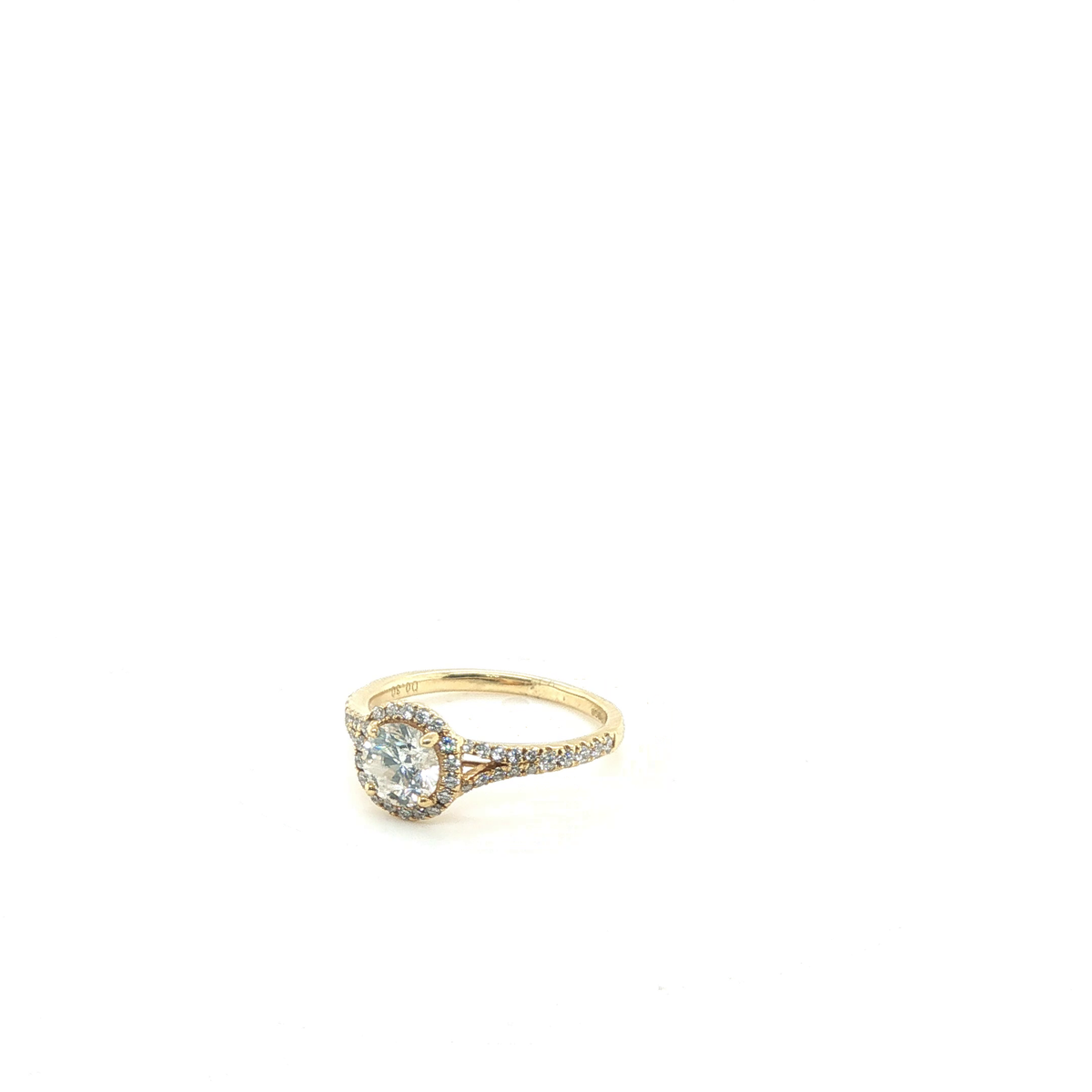 Round Brilliant Diamond Halo Engagement Ring in Yellow Gold