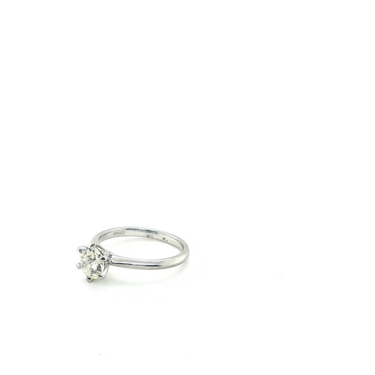 Round Brilliant-Cut Diamond Solitaire Ring in Platinum