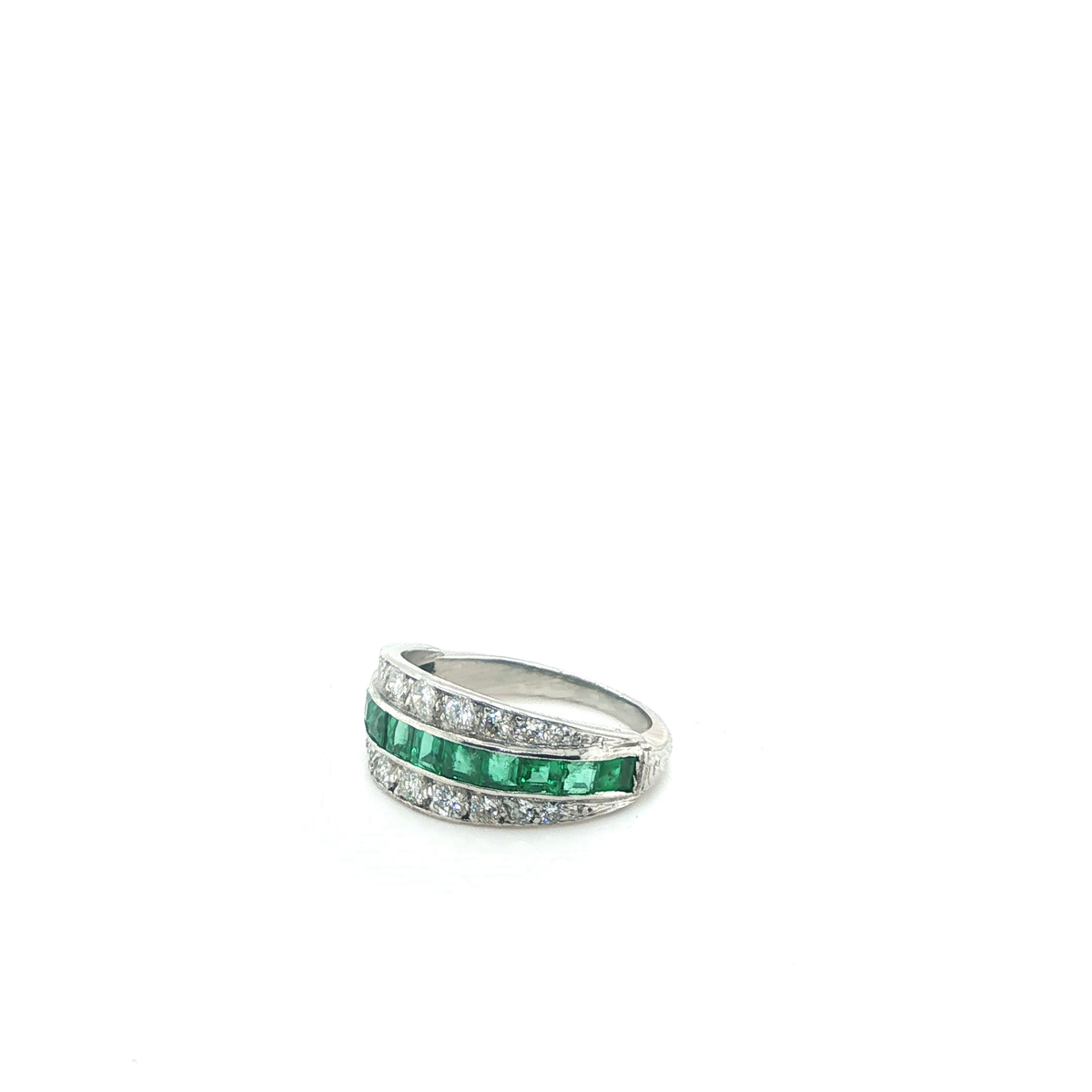 White Gold Triple-Row Band with Step-Cut Emeralds and Round Brilliant Diamonds