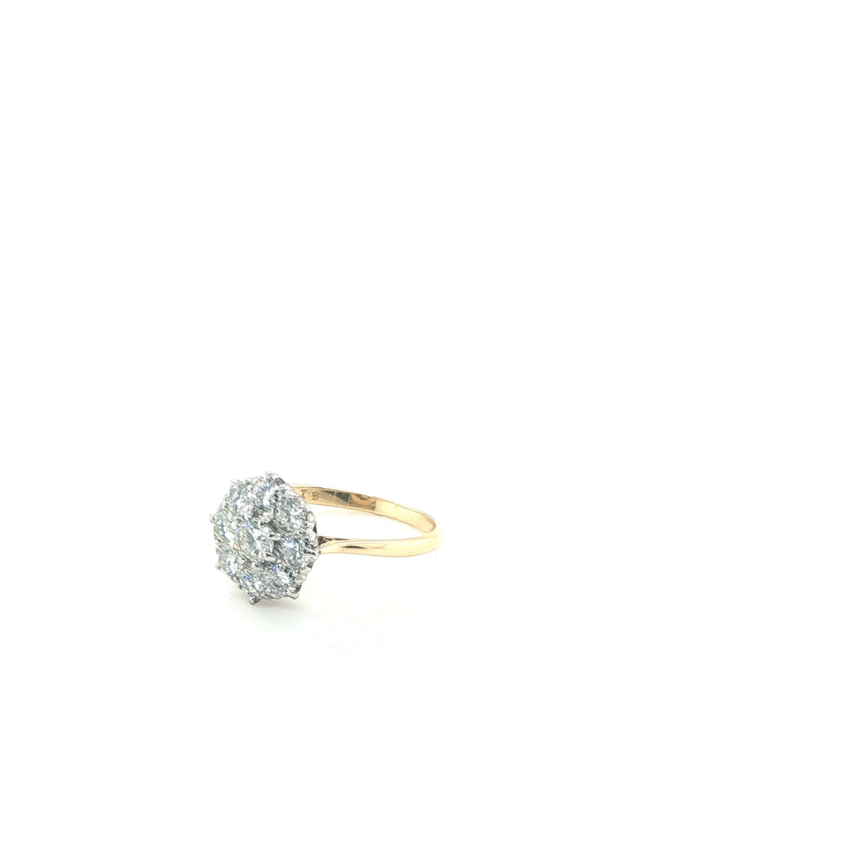 Round Brilliant Diamond Floral Cluster Ring in Yellow Gold