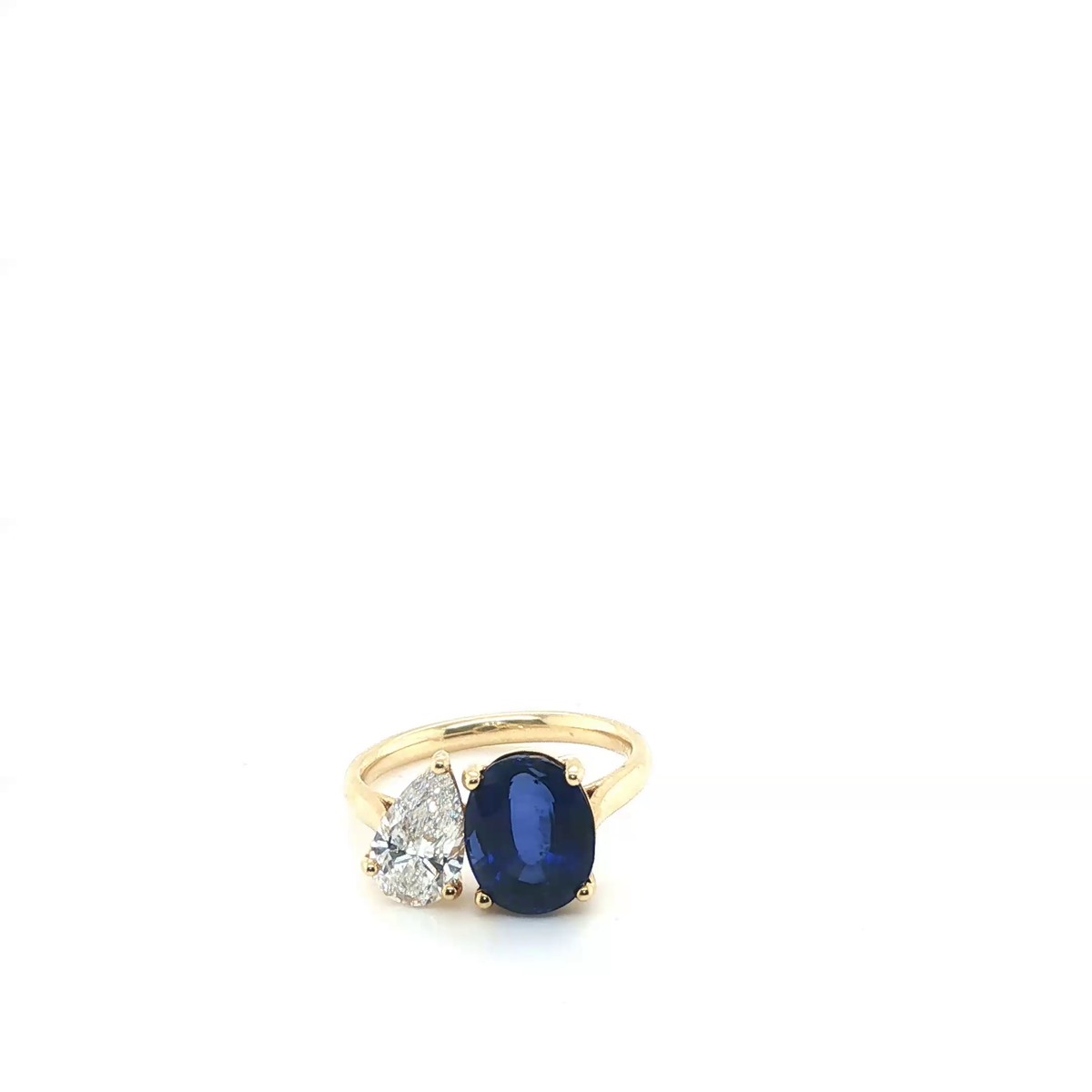 Toi et Moi Oval Blue Sapphire and Pear Lab-Grown Diamond Yellow Gold Ring