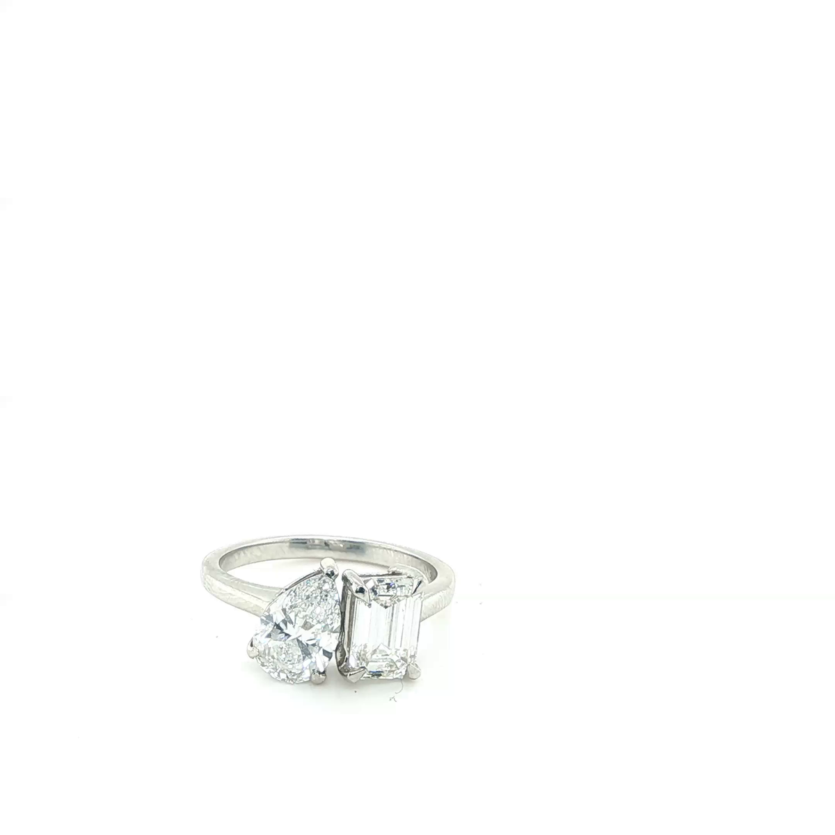 Pear and Emerald-Cut Lab-Grown Diamond Toi et Moi Ring in White Gold