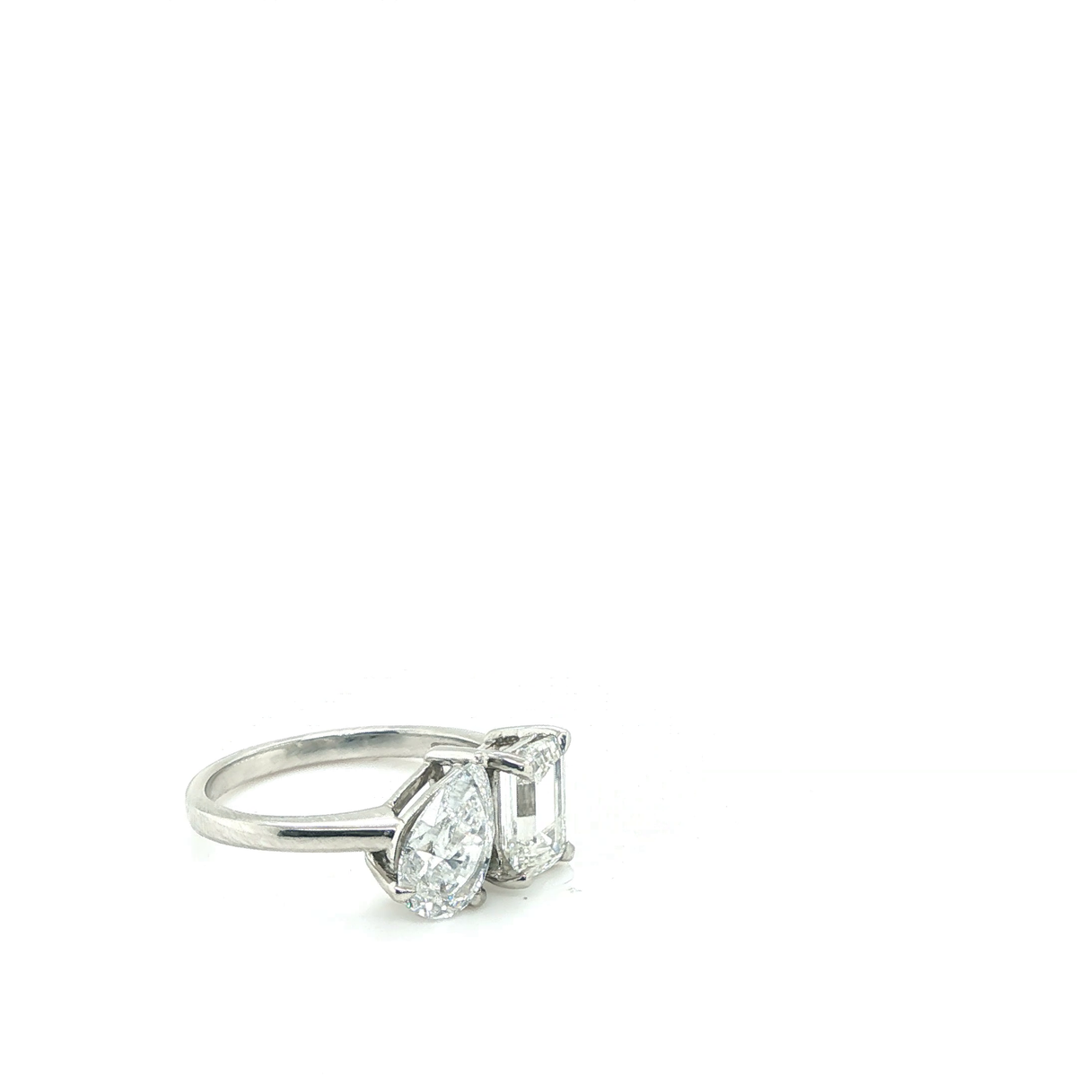 Pear and Emerald-Cut Lab-Grown Diamond Toi et Moi Ring in White Gold