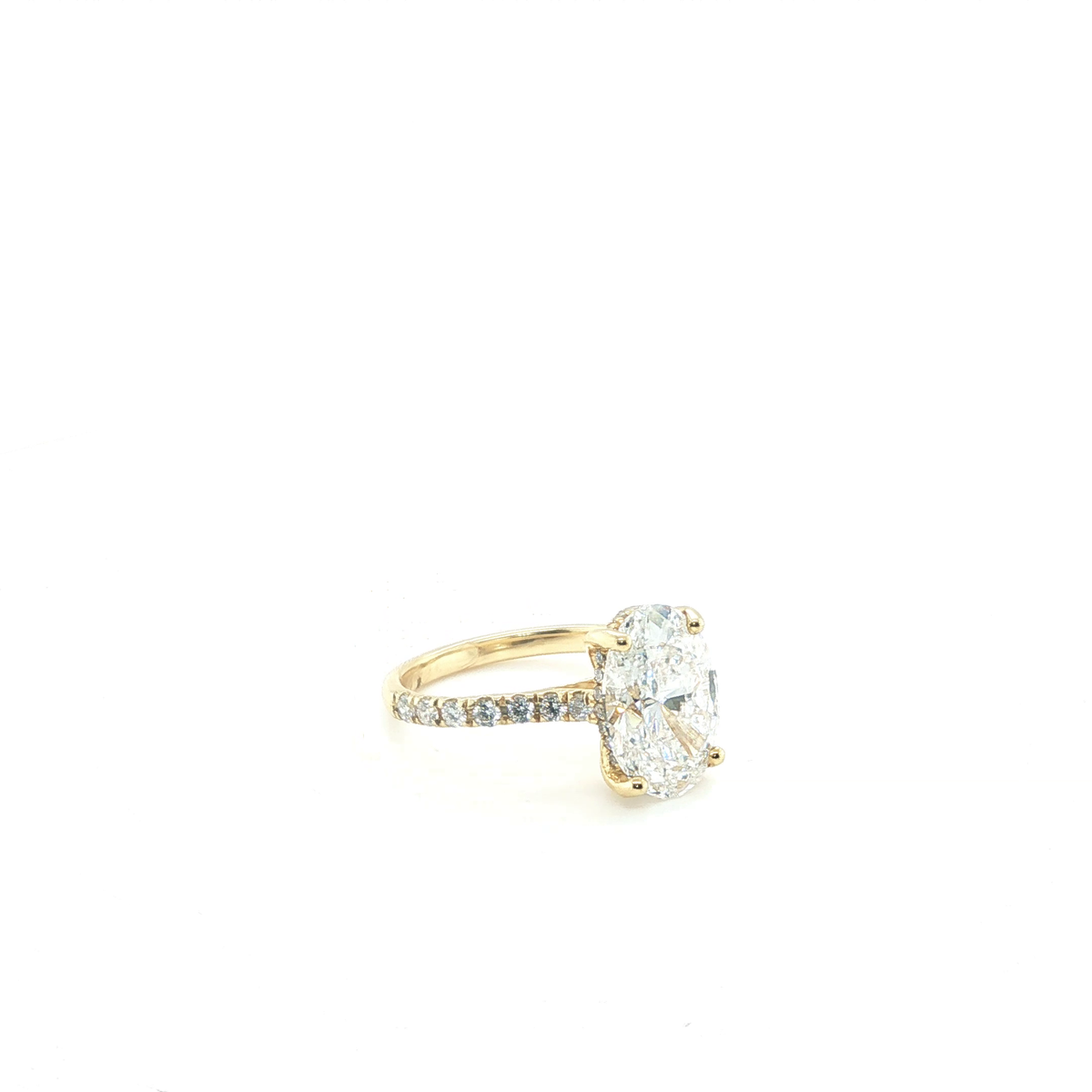 Oval Brilliant Cut Lab-Grown Diamond Solitaire Engagement Ring in Yellow Gold